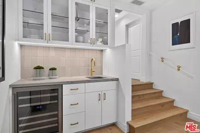 14348 Roblar Pl, Sherman Oaks, CA 91423 - Photo 11