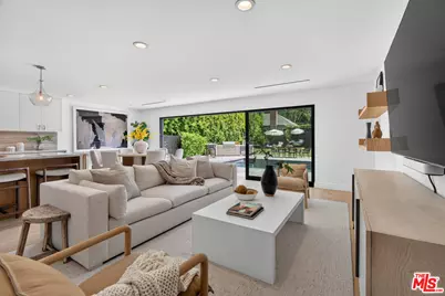 14348 Roblar Pl, Sherman Oaks, CA 91423 - Photo 9