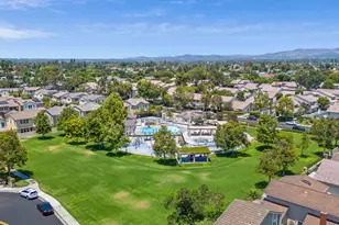 64 Eagle Point, Irvine, CA 92604 - Photo 21