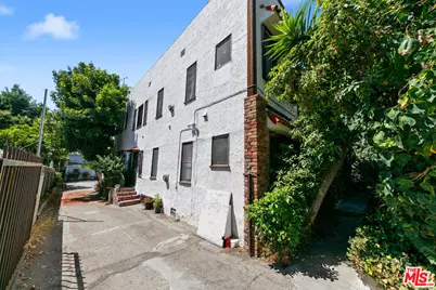 905 Sanborn Ave, Los Angeles, CA 90029 - Photo 45