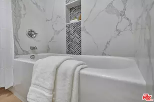 5403 Newcastle Ave, Encino, CA 91316 - Photo 33