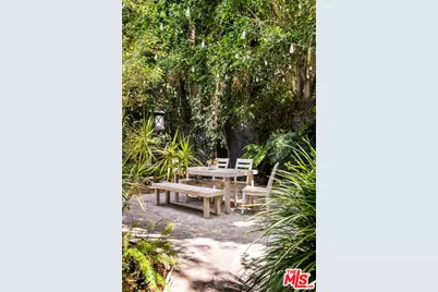 6424 Ivarene Ave, Los Angeles, CA 90068 - Photo 35