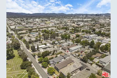 1937 17th St, Santa Monica, CA 90404 - Photo 33