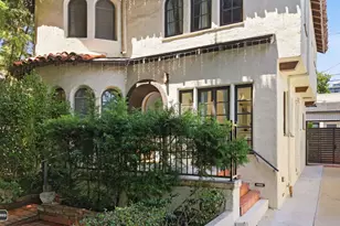 9051 Dicks St, West Hollywood, CA 90069 - Photo 7