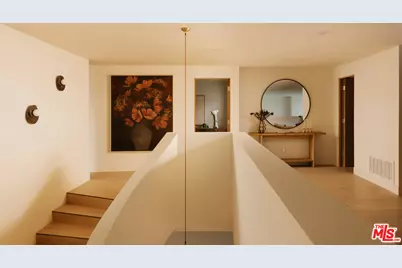 2380 Venus Dr, Los Angeles, CA 90046 - Photo 15