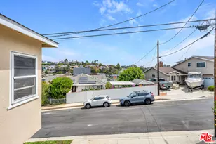 7203 Earldom Ave, Los Angeles, CA 90293 - Photo 9
