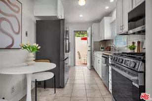 7203 Earldom Ave, Los Angeles, CA 90293 - Photo 21