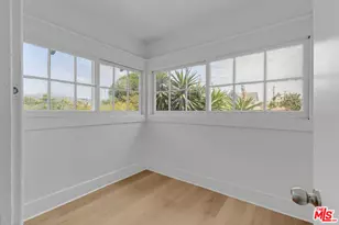 372 W 11th St, Los Angeles, CA 90015 - Photo 15