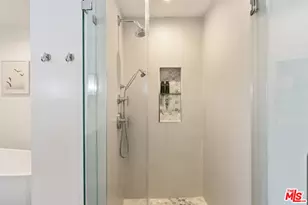 5848 W Olympic Blvd, Los Angeles, CA 90036 - Photo 35