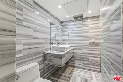 1100 Alta Loma Rd #602, West Hollywood, CA 90069 - Photo 23