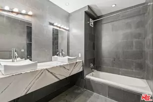 1100 Alta Loma Rd, West Hollywood, CA 90069 - Photo 27