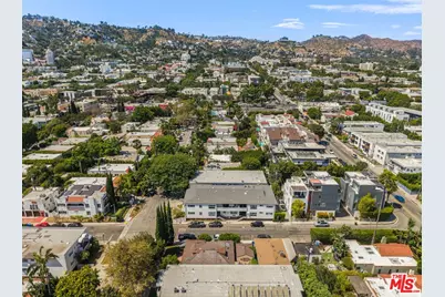 954 Havenhurst Dr, West Hollywood, CA 90046 - Photo 7