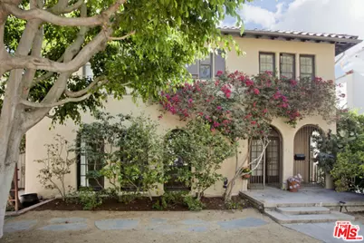 251 S Citrus Ave, Los Angeles, CA 90036 - Photo 1