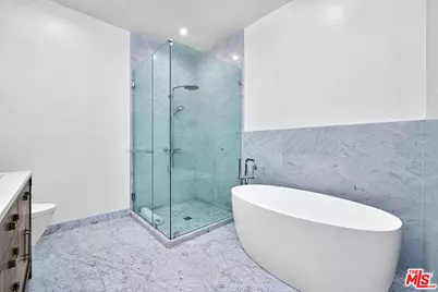 749 S Citrus Ave, Los Angeles, CA 90036 - Photo 37