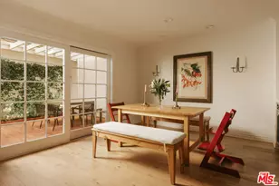 2741 Bottlebrush Dr, Los Angeles, CA 90077 - Photo 19