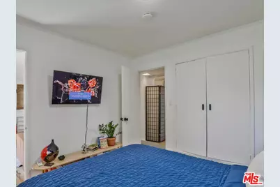 6921 Paseo Del Serra Dr, Los Angeles, CA 90068 - Photo 15