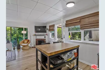 6921 Paseo Del Serra Dr, Los Angeles, CA 90068 - Photo 11