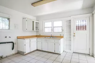 1111 W 47th St, Los Angeles, CA 90037 - Photo 15