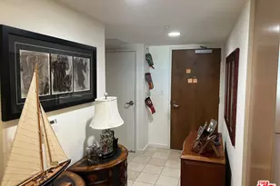13700 Marina Pointe Dr, Marina del Rey, CA 90292 - Photo 5