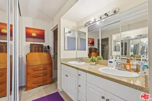 21450 Burbank Blvd, Woodland Hills, CA 91367 - Photo 17