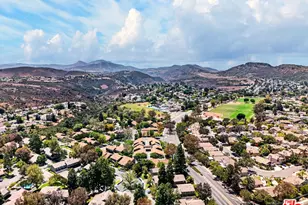 2680 La Paloma Cir, Thousand Oaks, CA 91360 - Photo 37