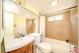 456 Shatto Pl, Los Angeles, CA 90020 - Photo 13