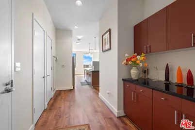 3810 Wilshire Blvd #712, Los Angeles, CA 90010 - Photo 21
