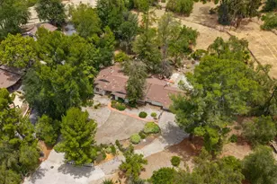 5854 Round Meadow Rd, Hidden Hills, CA 91302 - Photo 5