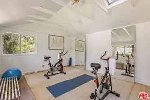 5840 Round Meadow Rd, Hidden Hills, CA 91302 - Photo 21