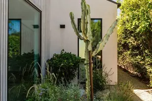 12906 Rubens Ave, Los Angeles, CA 90066 - Photo 13