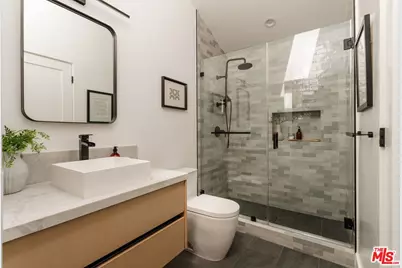 12906 Rubens Ave, Los Angeles, CA 90066 - Photo 29