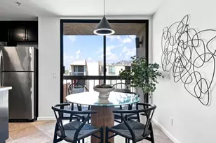 7320 Hawthorn Ave, Los Angeles, CA 90046 - Photo 19