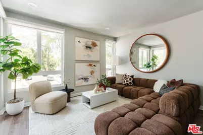7428 Santa Monica Blvd #202, West Hollywood, CA 90046 - Photo 1