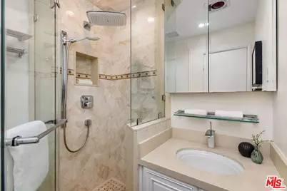 121 S Palm Dr #403, Beverly Hills, CA 90212 - Photo 37