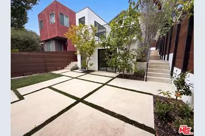 8723 Lookout Mountain Ave, Los Angeles, CA 90046 - Photo 5