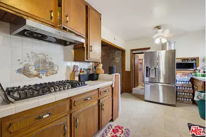 291 Simmons Ave, Montebello, CA 90640 - Photo 5