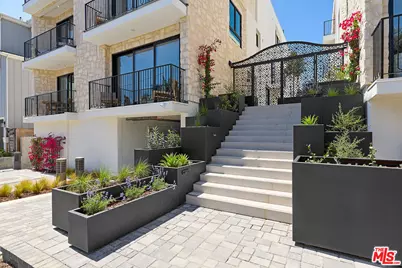 11967 Mayfield Ave #105, Los Angeles, CA 90049 - Photo 3