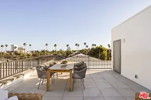 11967 Mayfield Ave, Los Angeles, CA 90049 - Photo 41