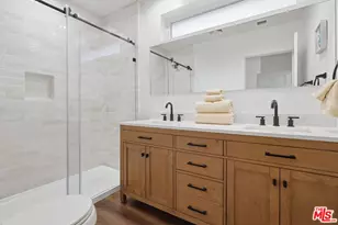 8024 Holy Cross Pl, Los Angeles, CA 90045 - Photo 9