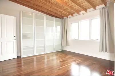 3919 W 27th St, Los Angeles, CA 90018 - Photo 25