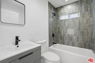 7801 Clearfield Ave, Los Angeles, CA 91402 - Photo 33