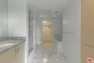 13650 Marina Pointe Dr, Marina del Rey, CA 90292 - Photo 19