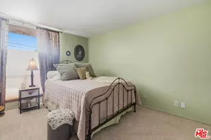 906 N Doheny Dr, West Hollywood, CA 90069 - Photo 21