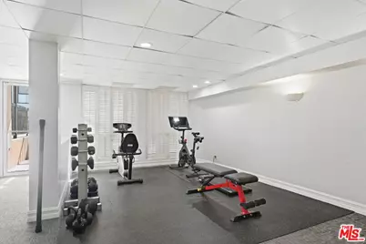 906 N Doheny Dr #221, West Hollywood, CA 90069 - Photo 25