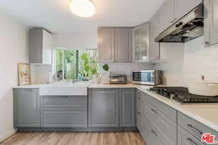 416 Brooks Ave, Venice, CA 90291 - Photo 9