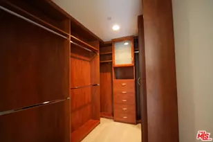 819 S Holt Ave, Los Angeles, CA 90035 - Photo 17