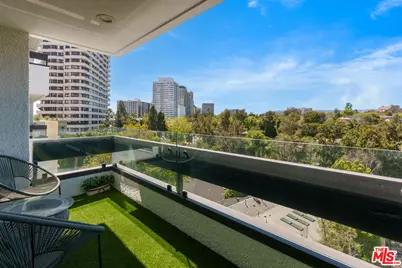 10551 Wilshire #702/703, Los Angeles, CA 90024 - Photo 11