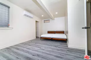 523 S Wilton Pl, Los Angeles, CA 90020 - Photo 21