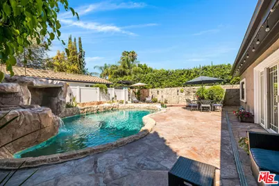 15237 Otsego St, Los Angeles, CA 91403 - Photo 25