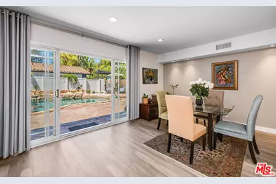 15237 Otsego St, Los Angeles, CA 91403 - Photo 23